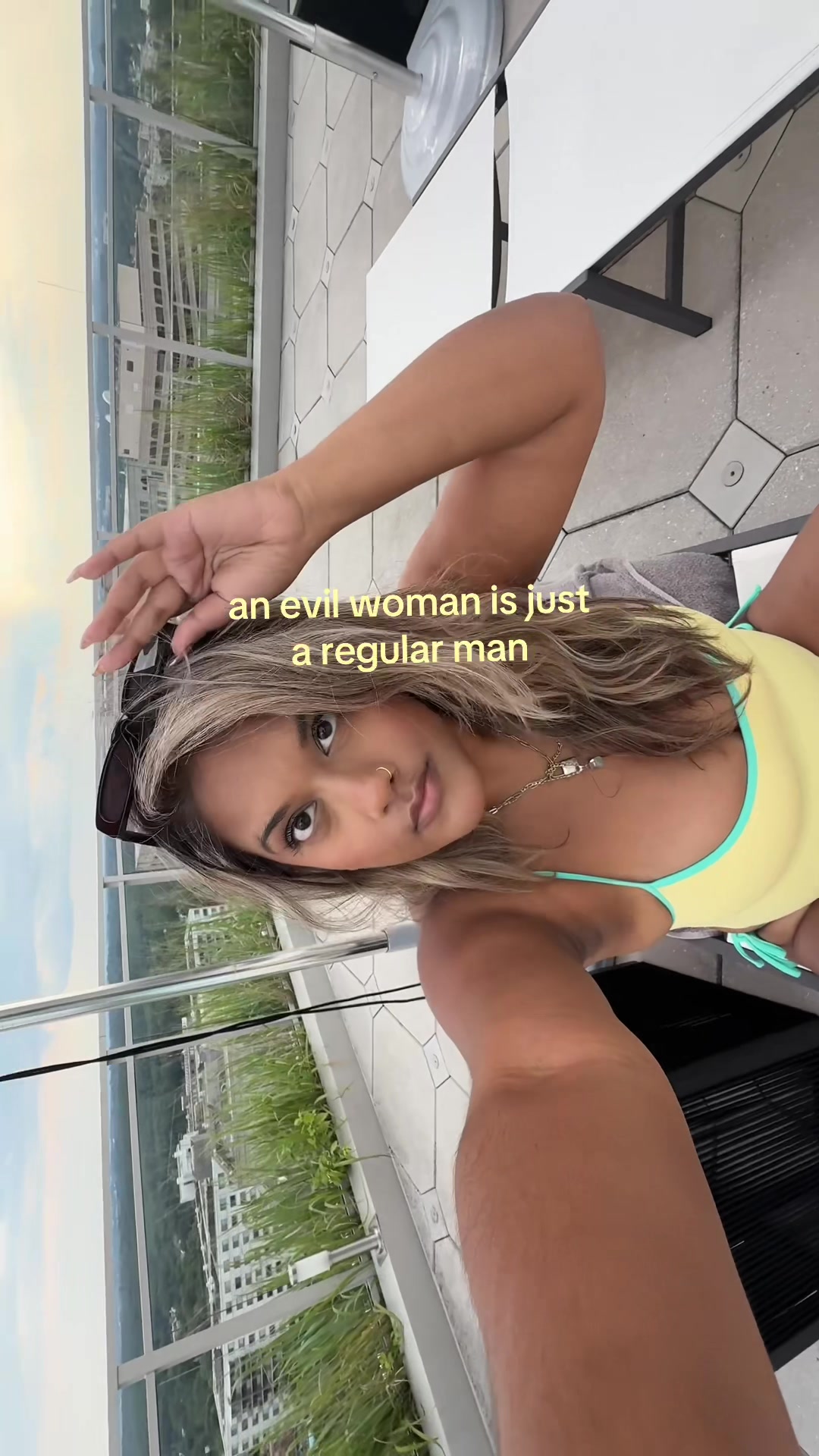 @oyeshee