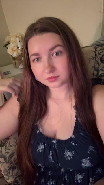 @Hayleigh rose🥀