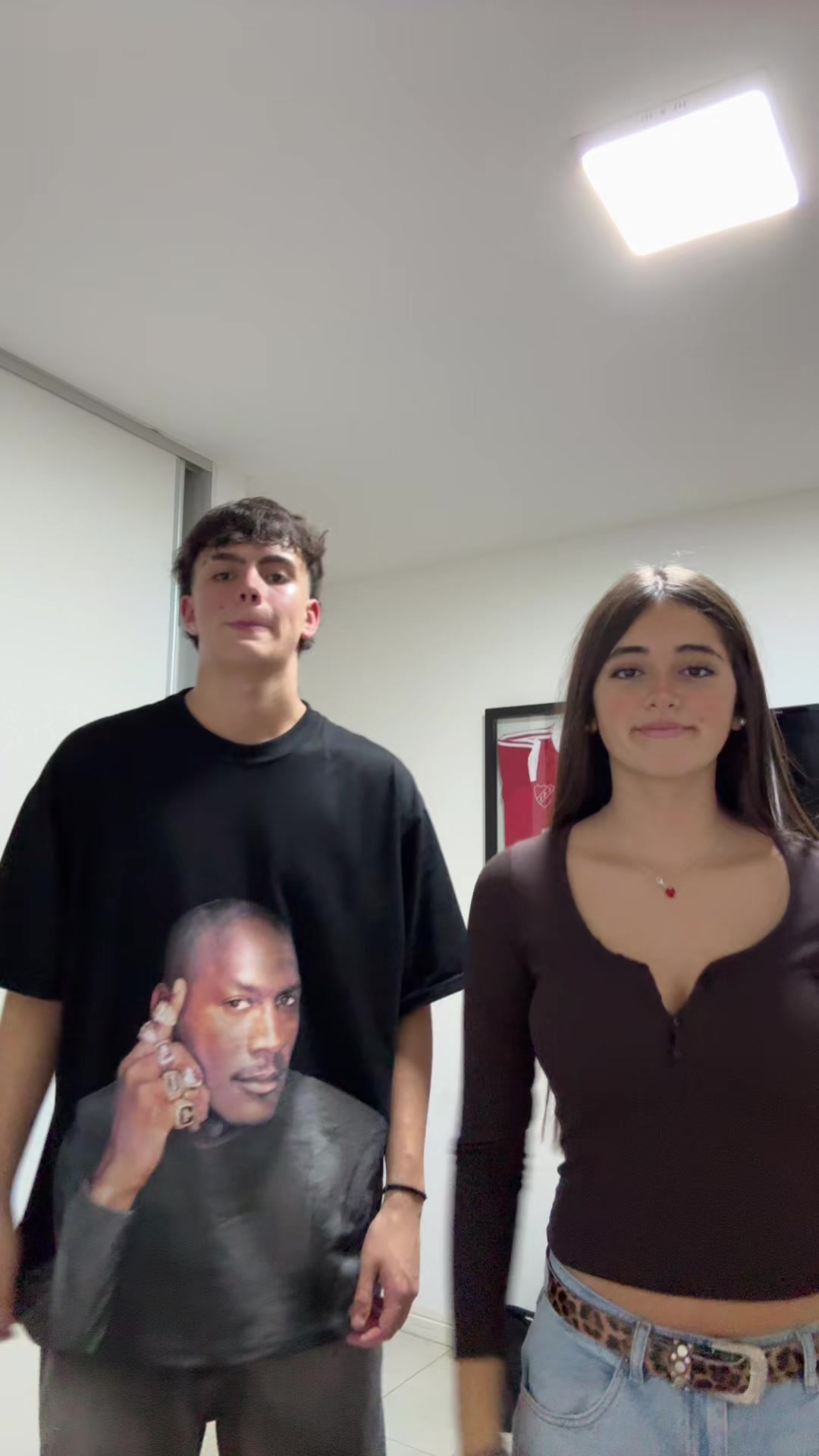 @lo