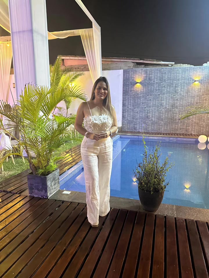 @Ana Rojas