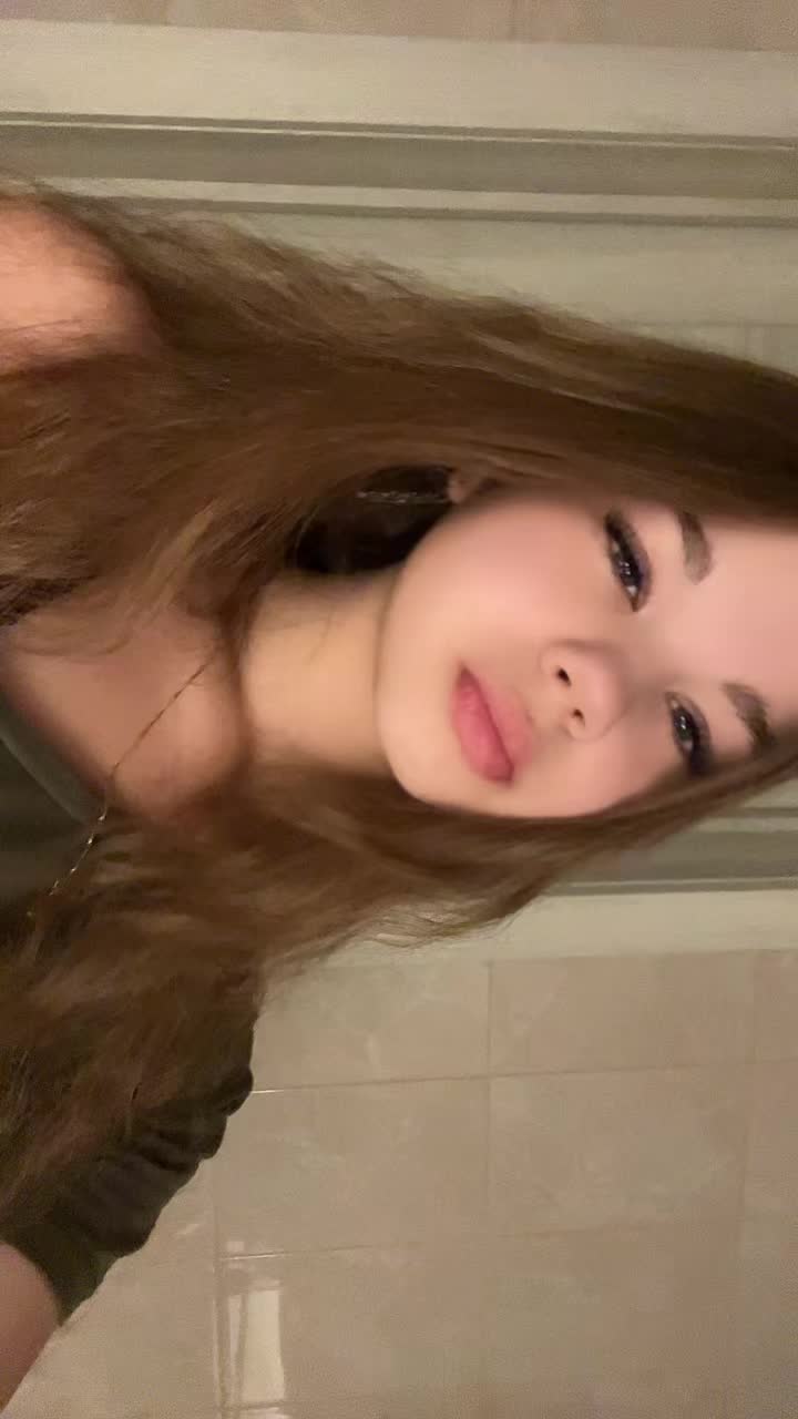 @Vikks💋