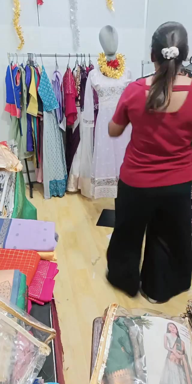 @DL Bollywood Fashion