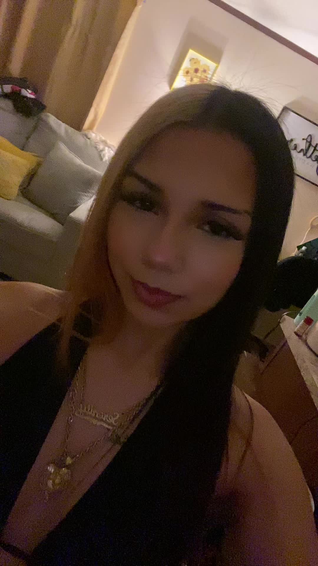@monique flores