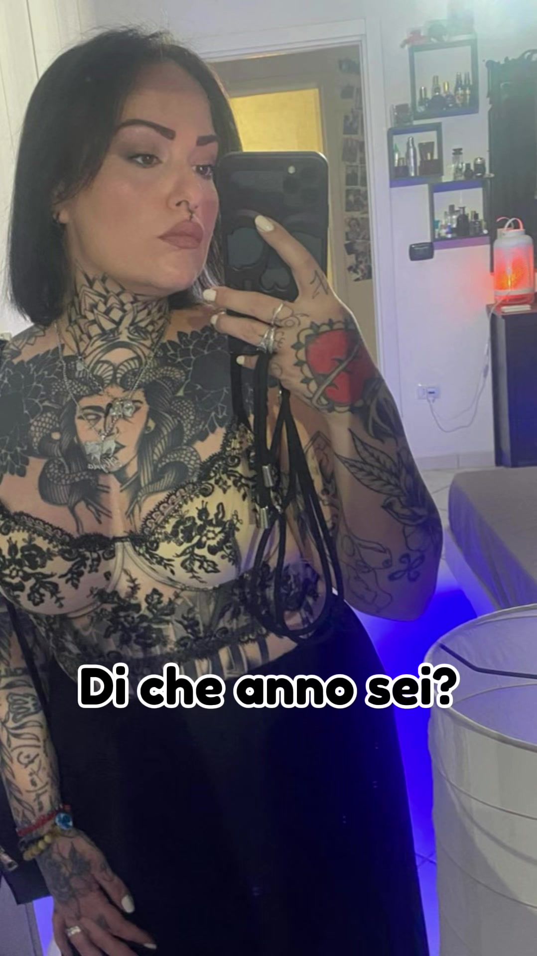@Mikela🔪🥀🖤