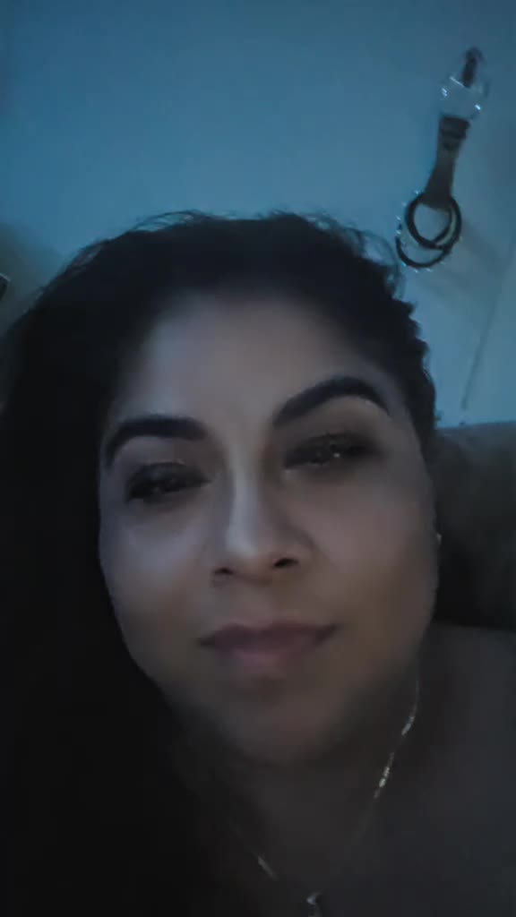 @Elsa Vazquez glow