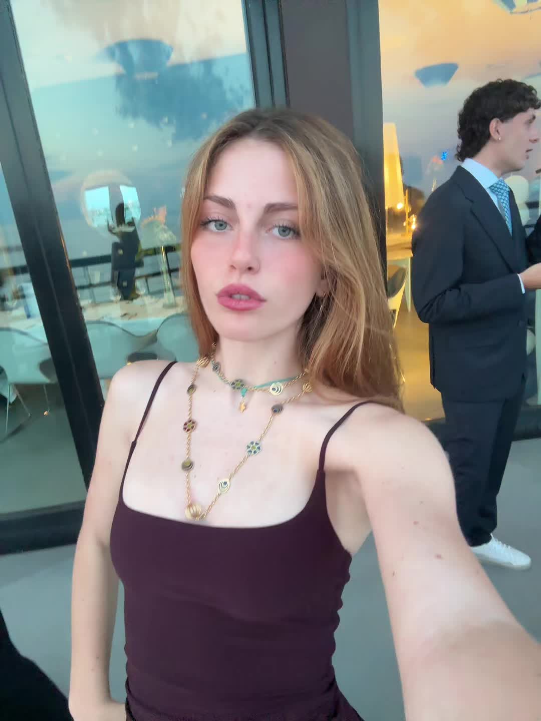 @lux
