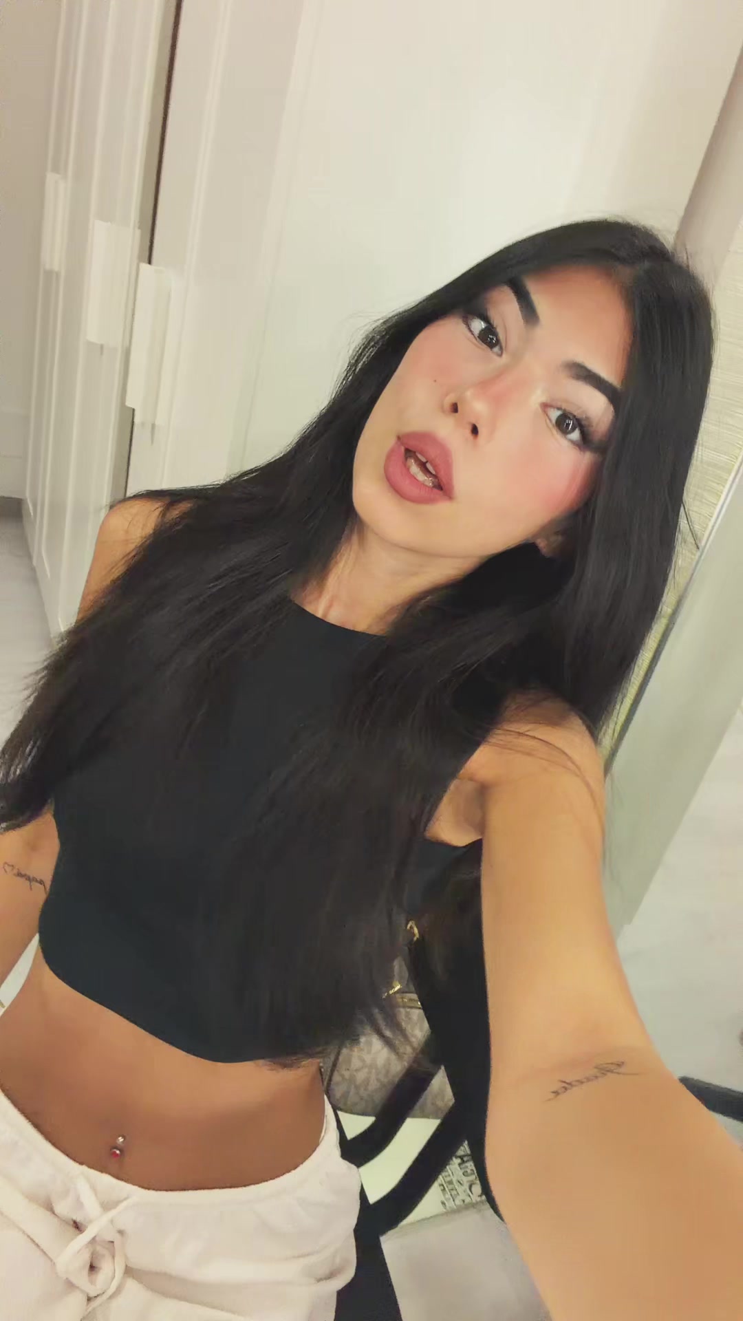 @💋🇵🇪