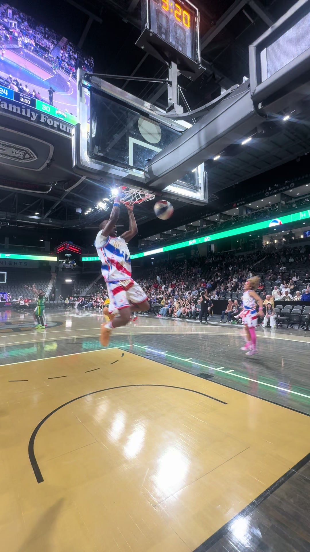 @HarlemGlobetrotters