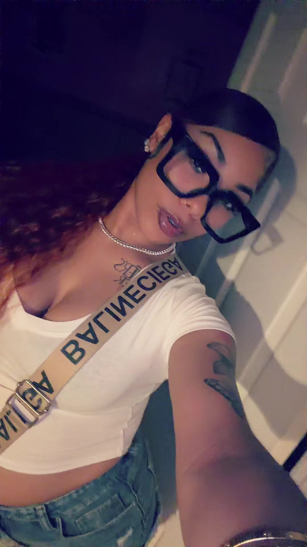 @notrllymariii