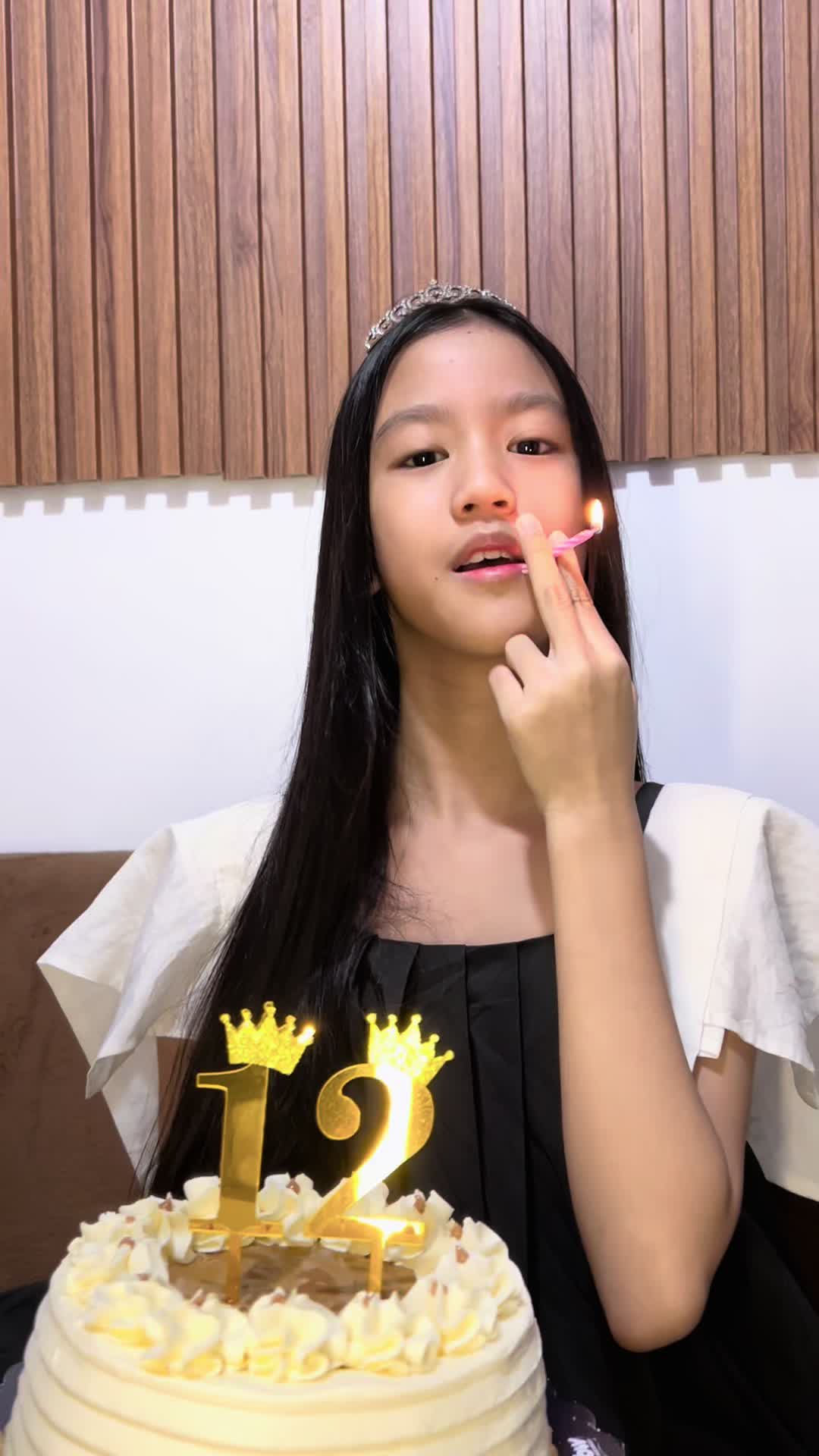 @Xhie 💋