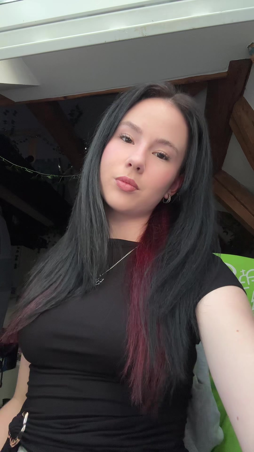 @aelyw