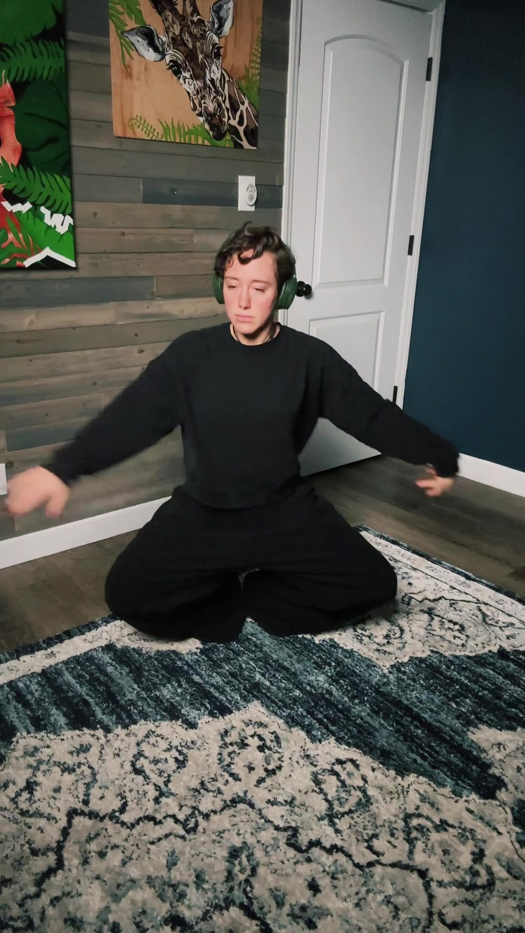 @cocolistenics
