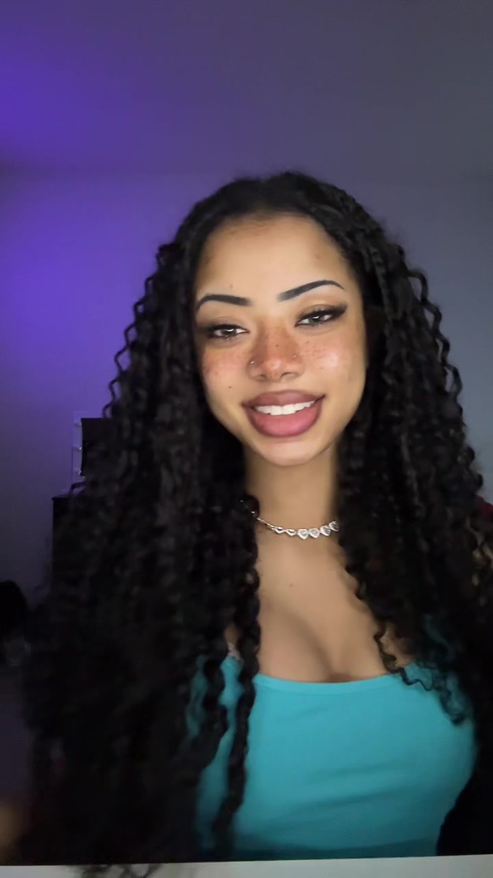 @prettyandmysterious_
