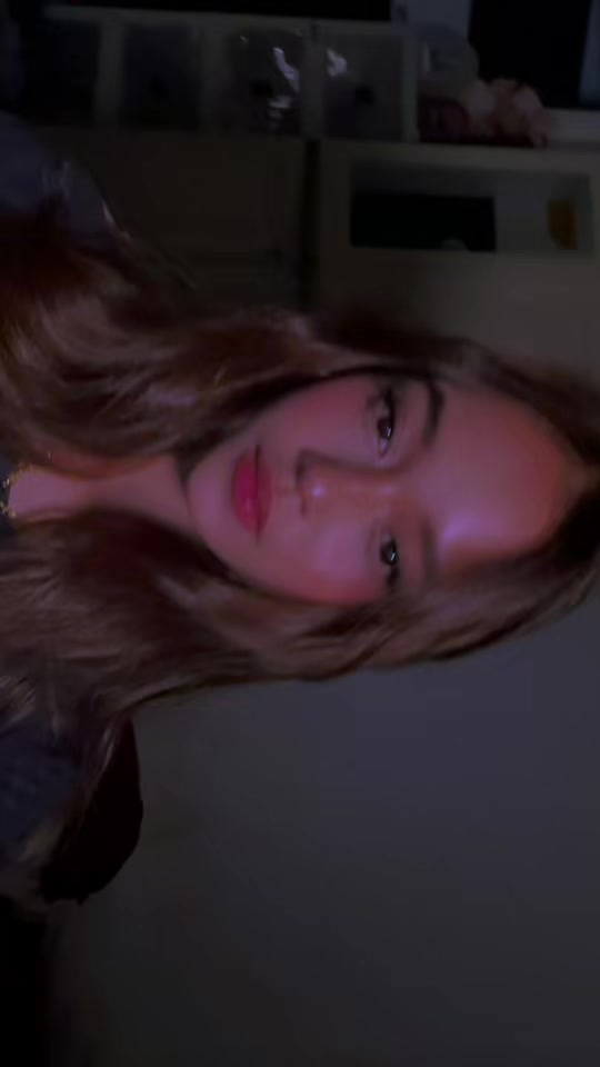 @loouuuna