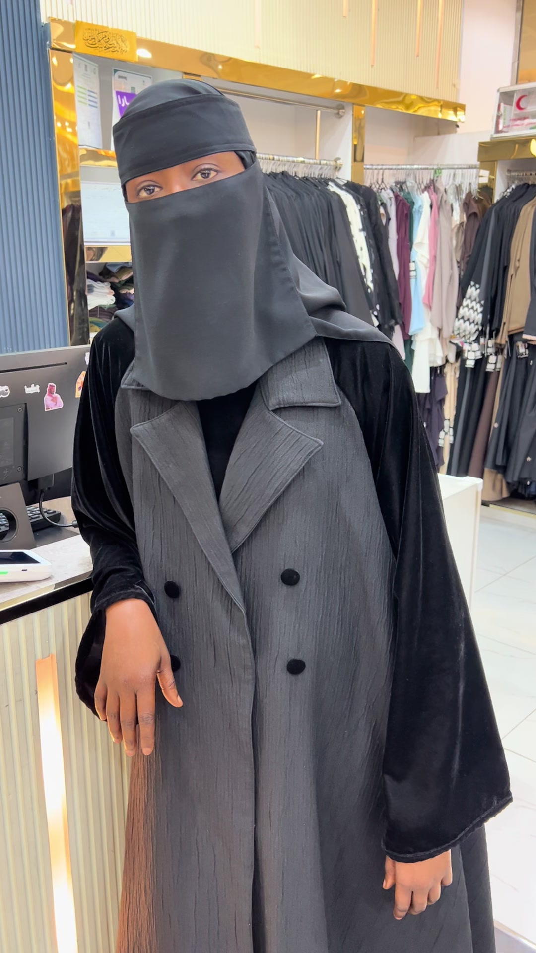 @زمرده دنيا واخره