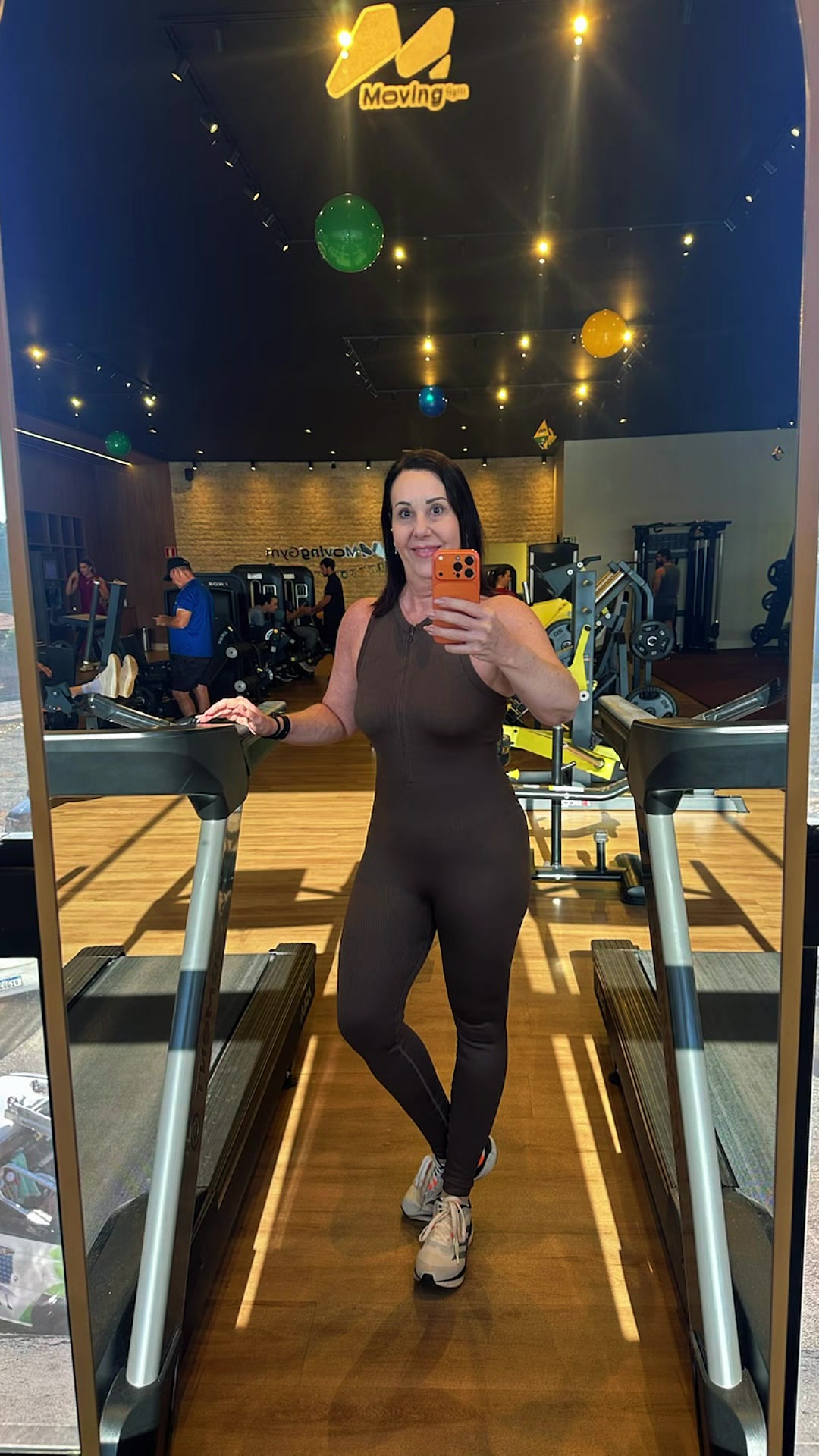 @Linda Cristina