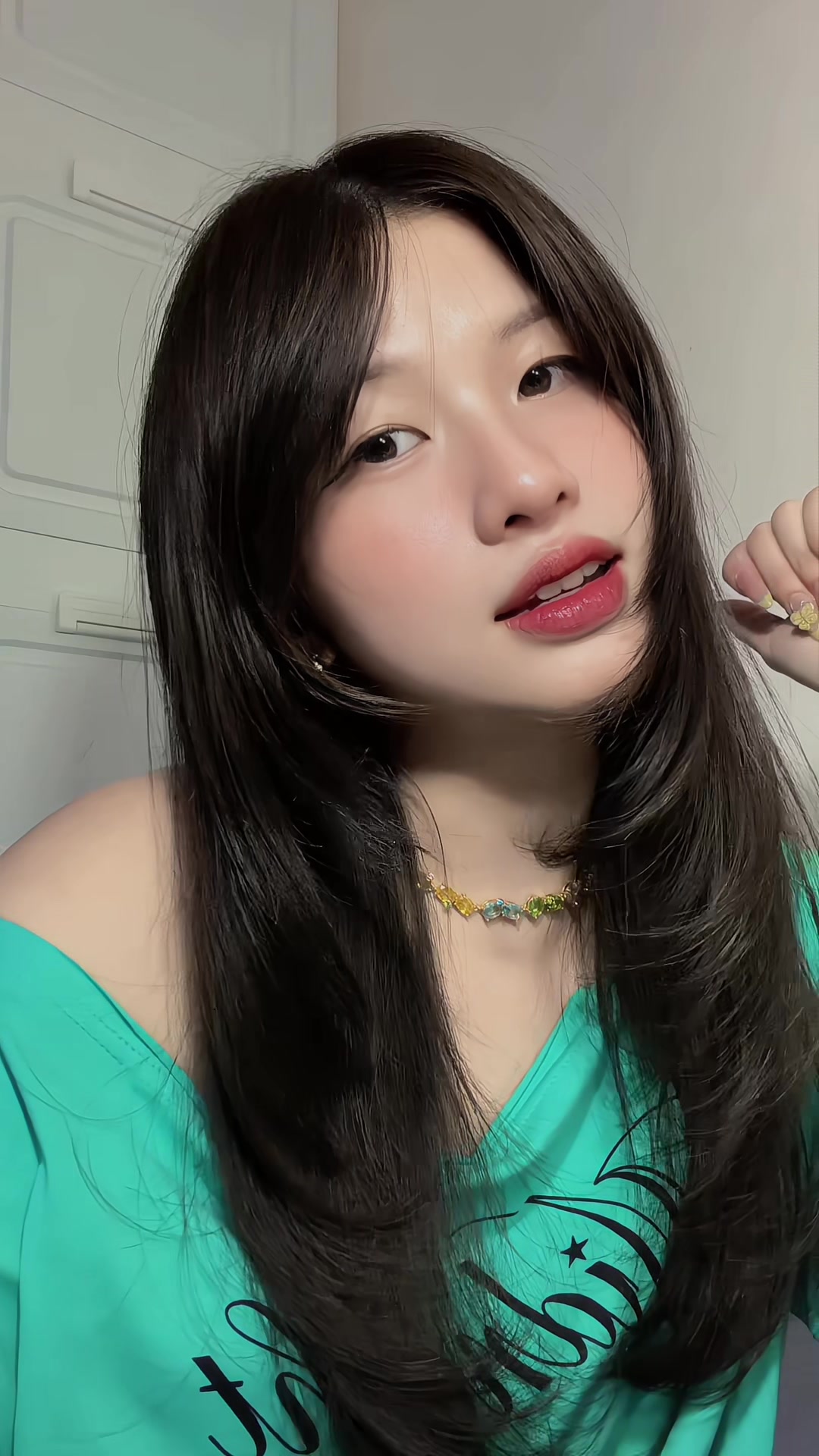 @Monika-ម៉ូនីកា