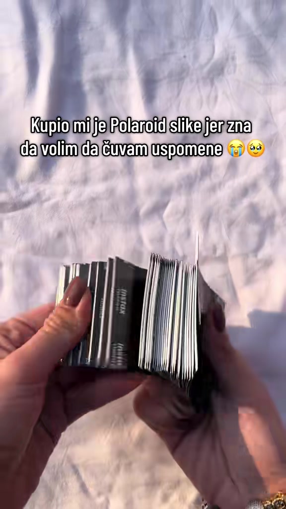 @polaroiduj.se__