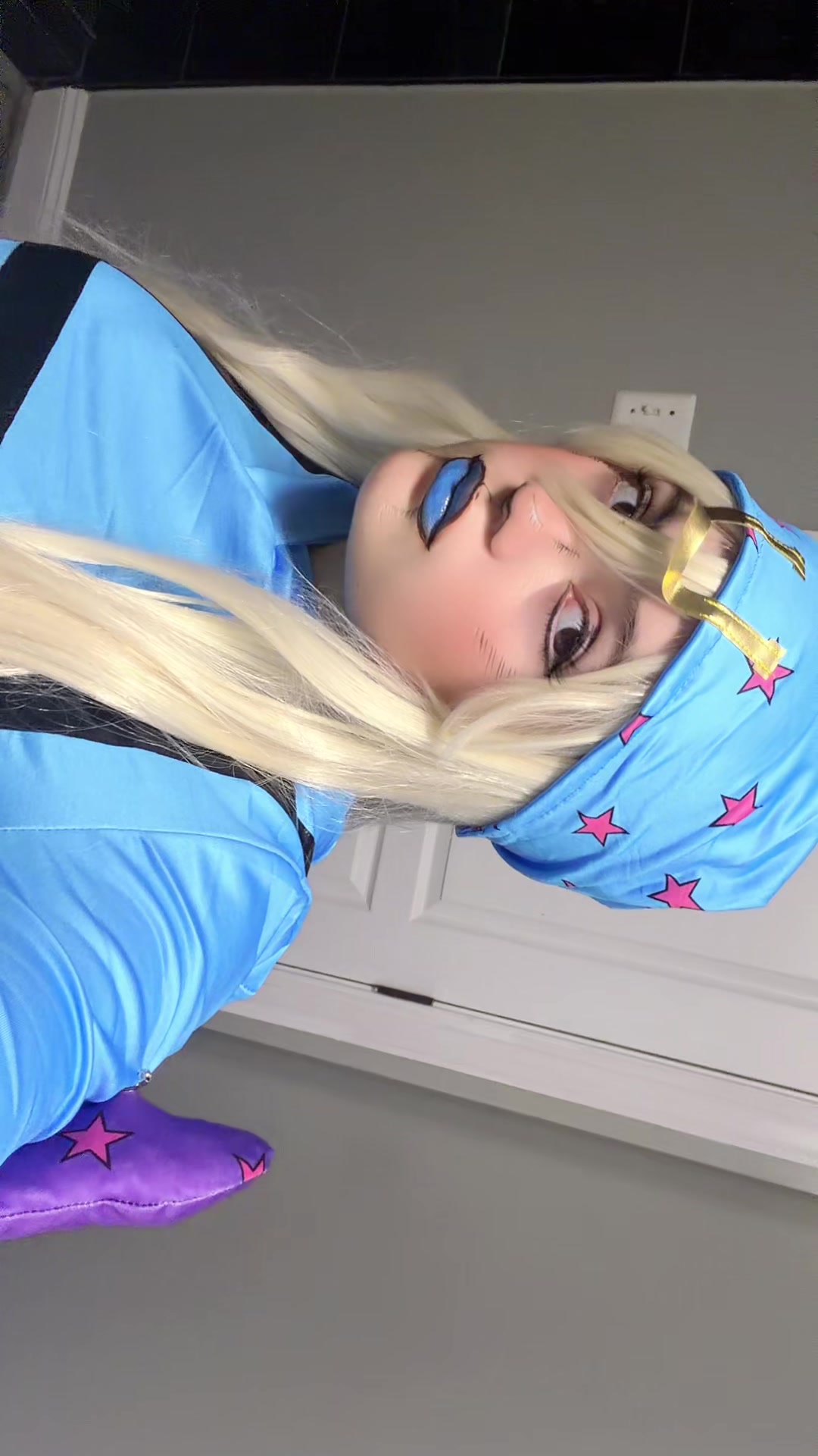 @redtricksterr