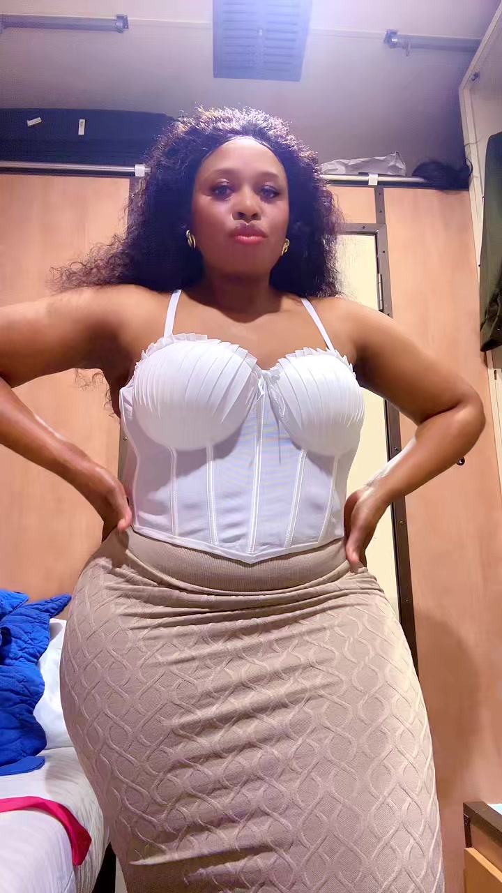 @rachelg