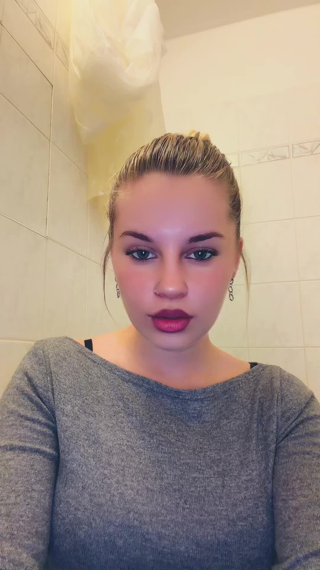 @Sophia🇩🇪🦅
