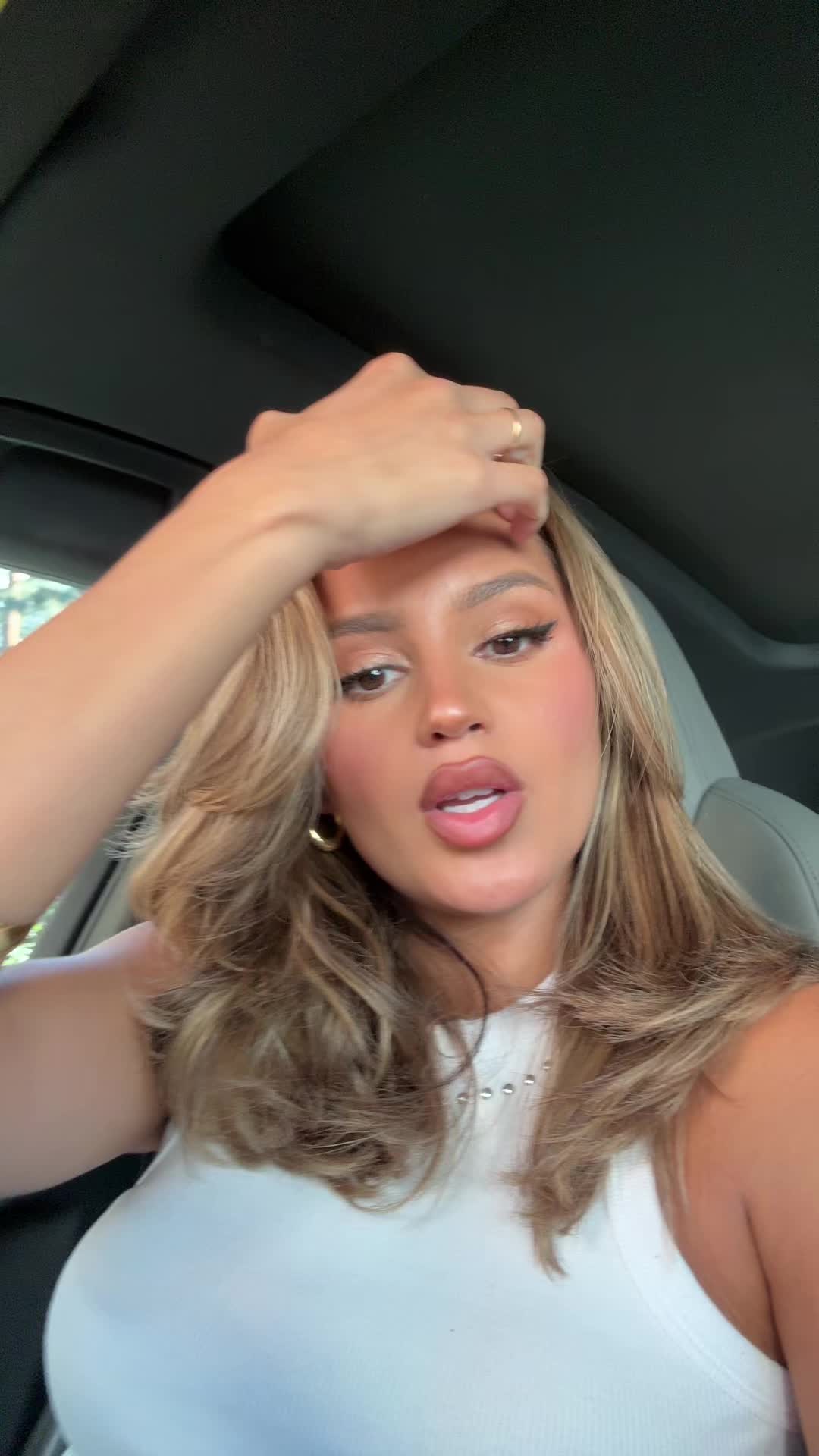 @VAL MERCADO