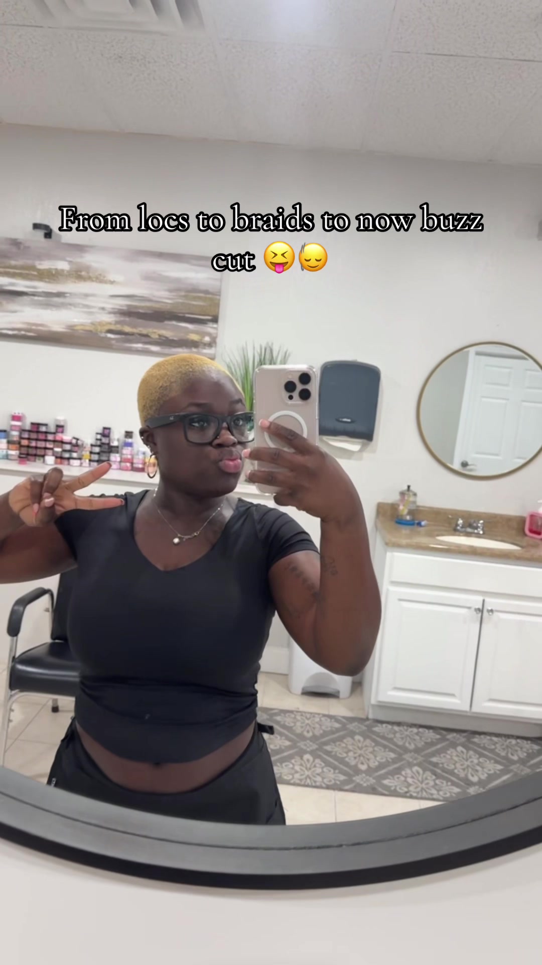 @Laidbyleshaa