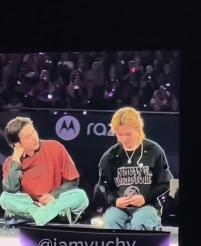 @BTS7Mom⁷