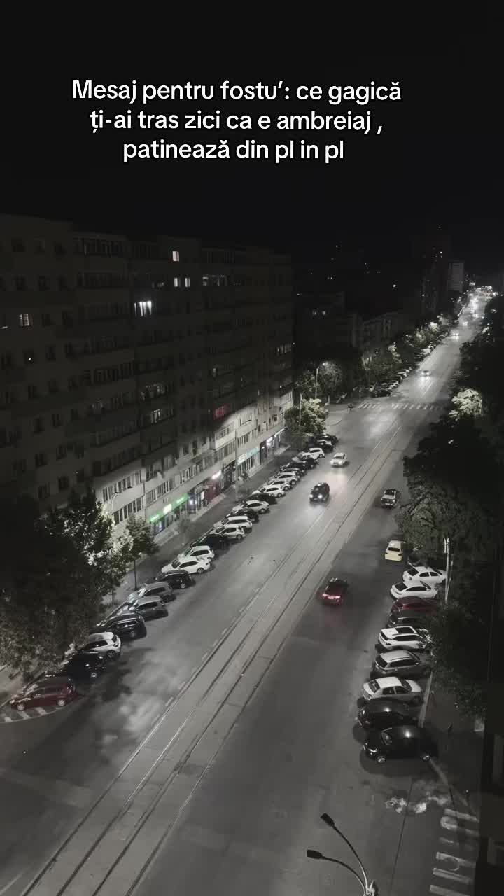 @Elena🧸