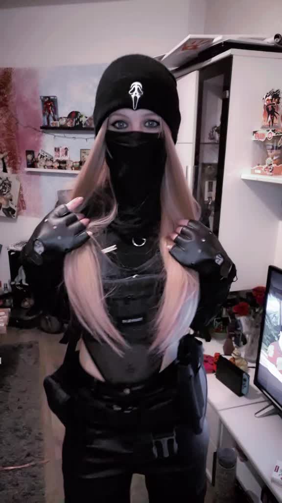 @𝕸𝖎𝖘𝖘𝖉𝖔𝖑𝖑𝖋𝖆𝖈𝖊