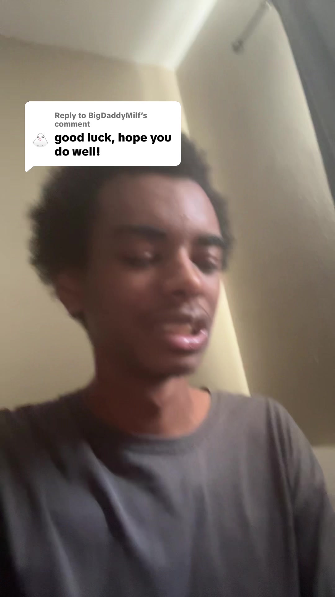 @🗿