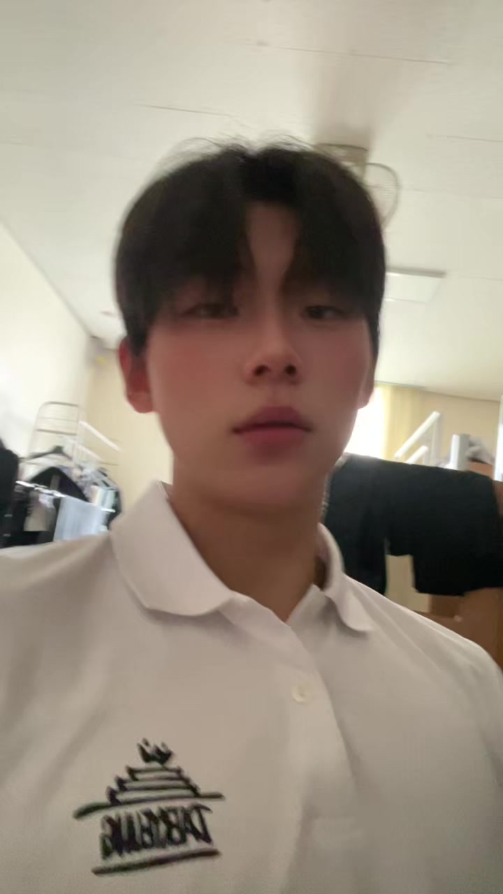 @사람잘못보셨어요