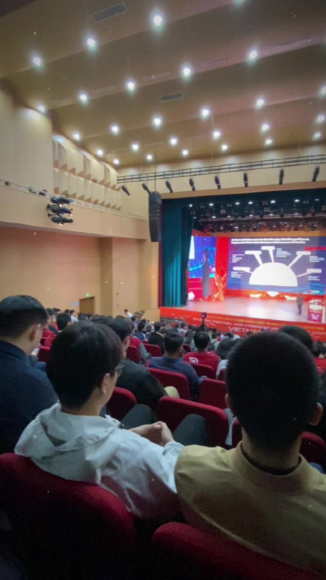 @Rượu vang