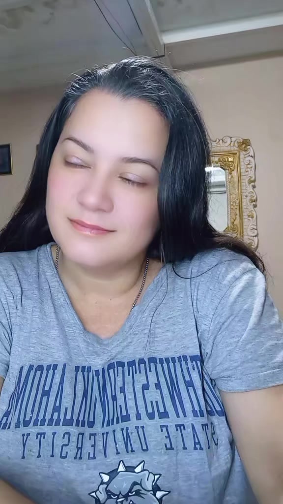 @Alejandra 💜