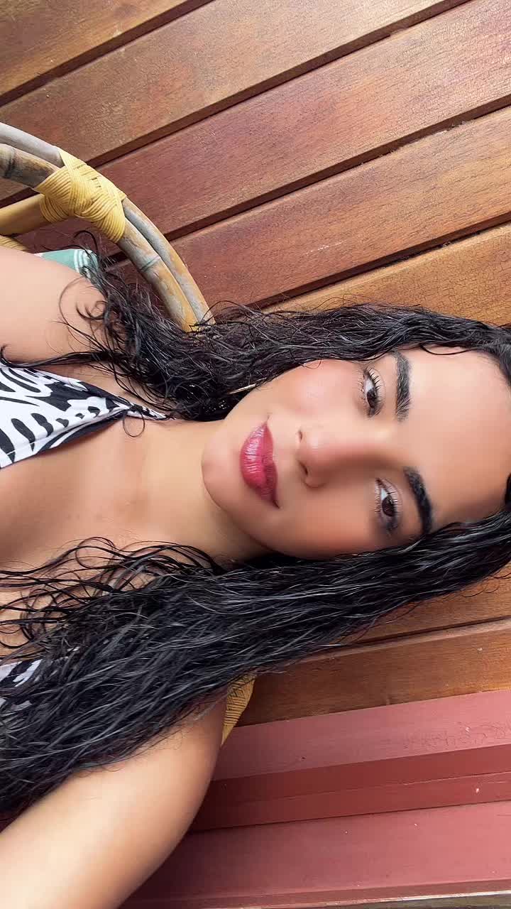 @adrielle_paz