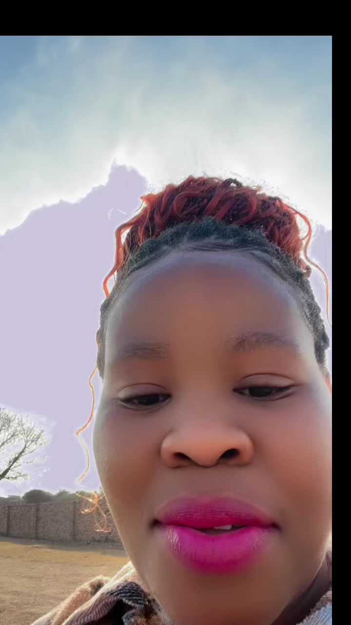 @MPHOLIZZ