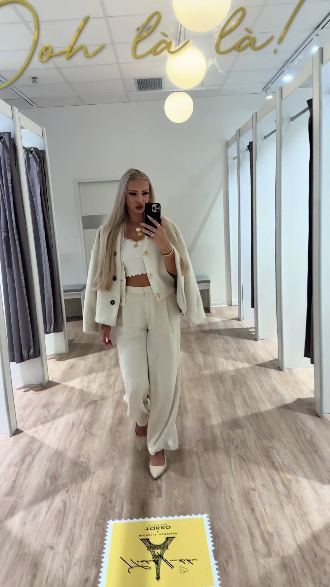 @SimplyChic