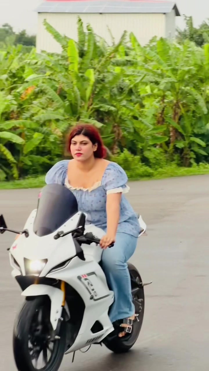 @Koli the lady biker