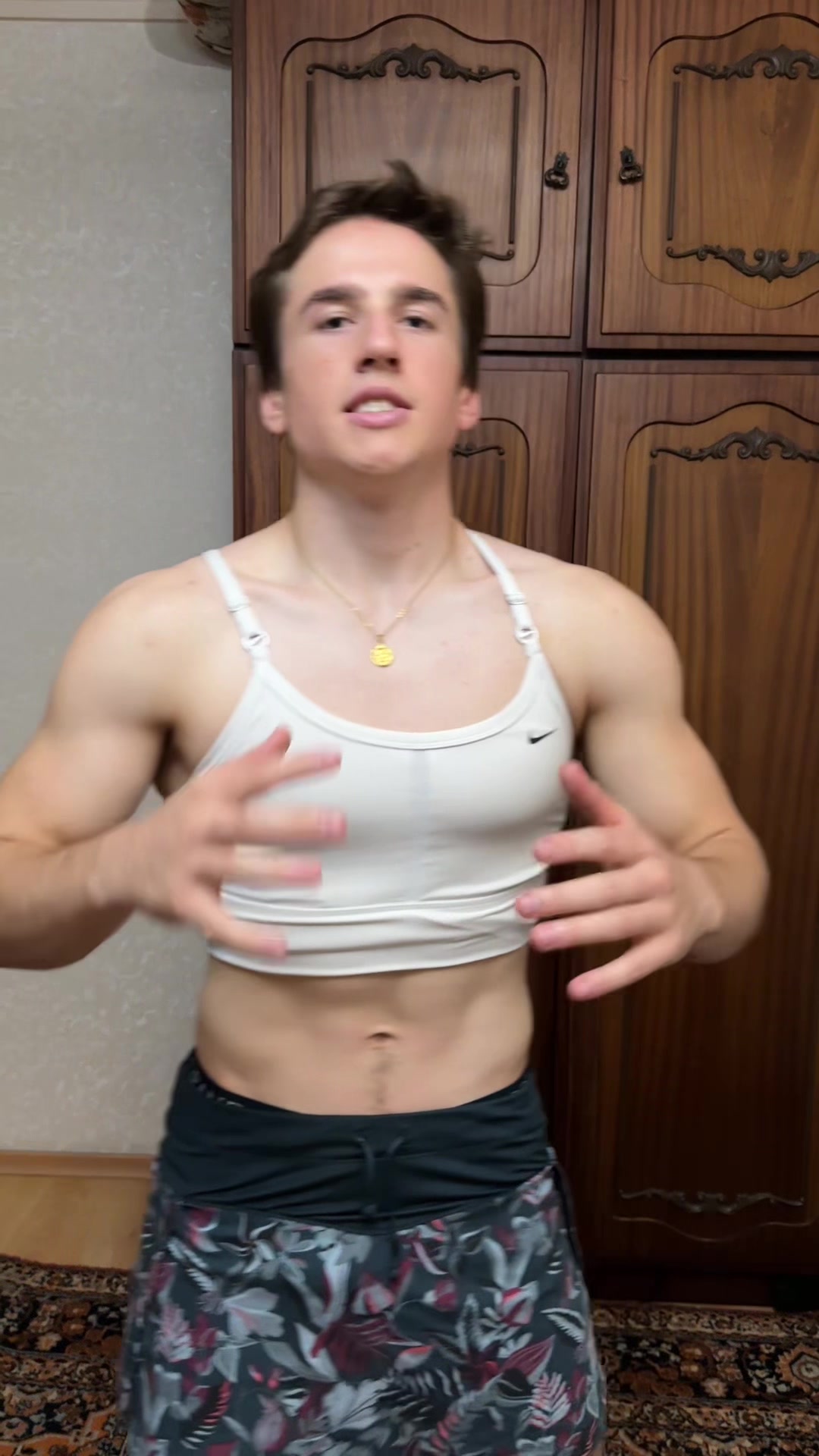 @Mos.marin