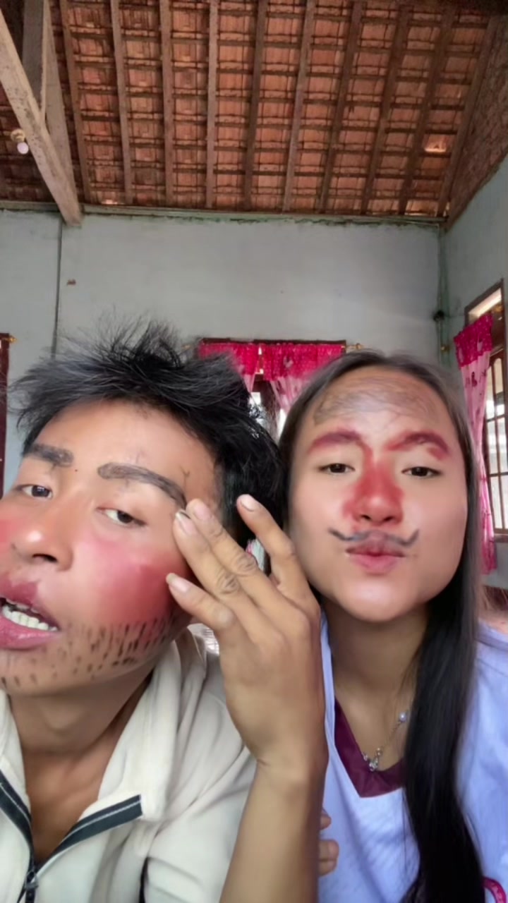 @ela🧎♀️➡️