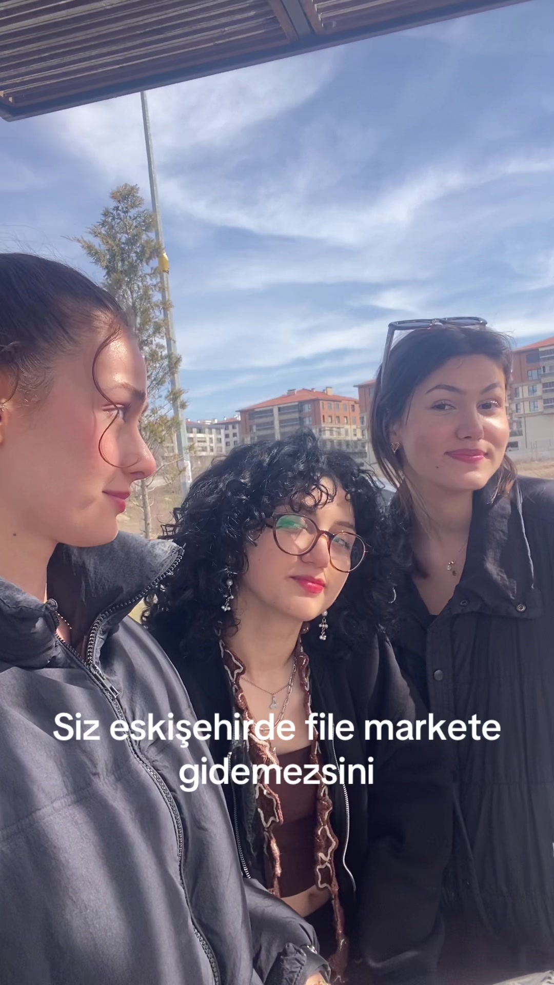 @elifsay