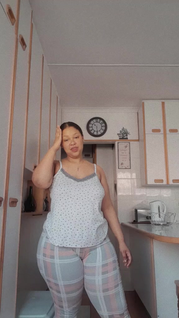 @hayla.xo.