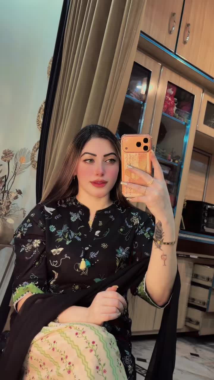 @Mahii khan