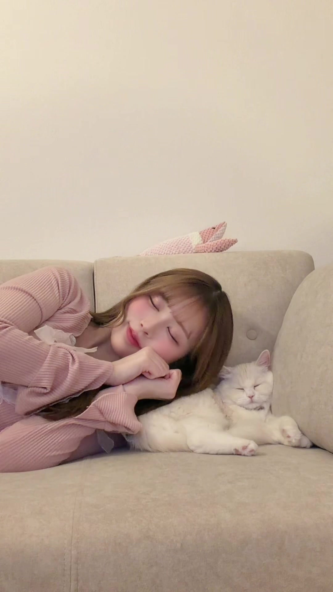 @MOKA Yukimi / 雪見もか