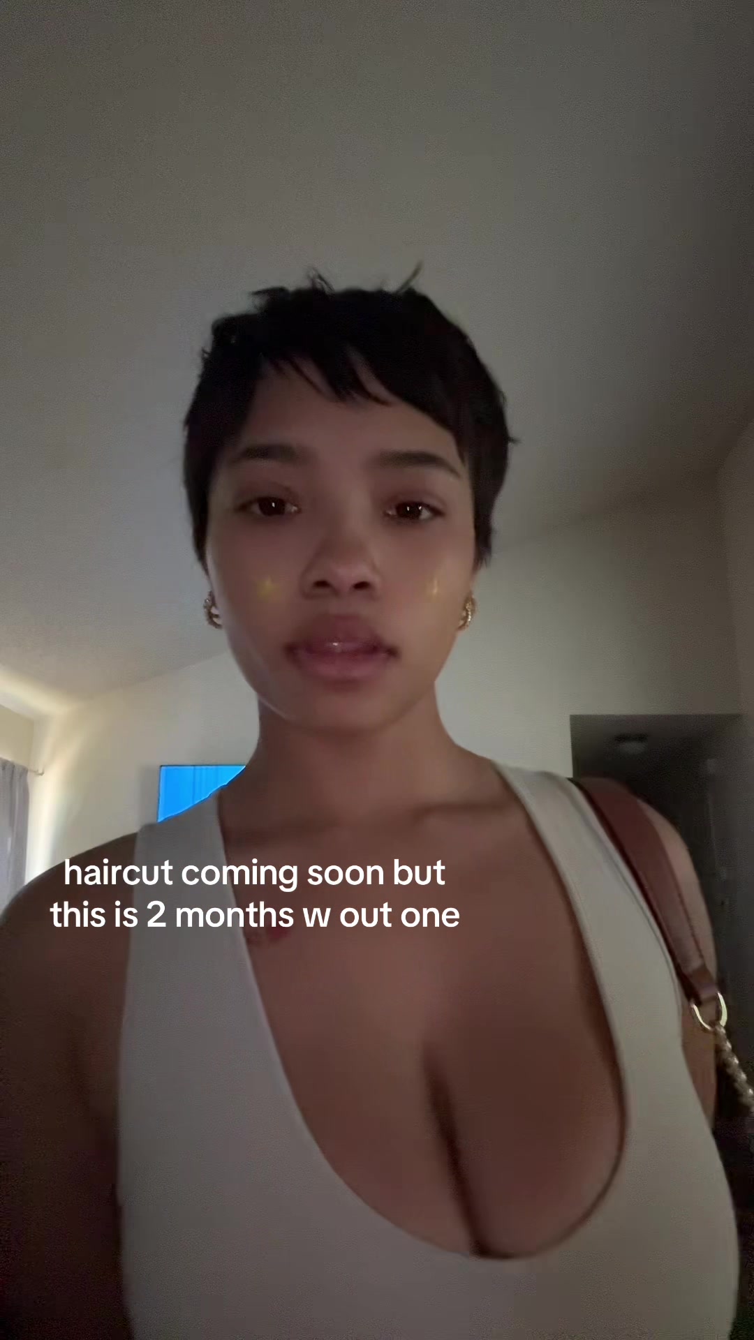 @b.