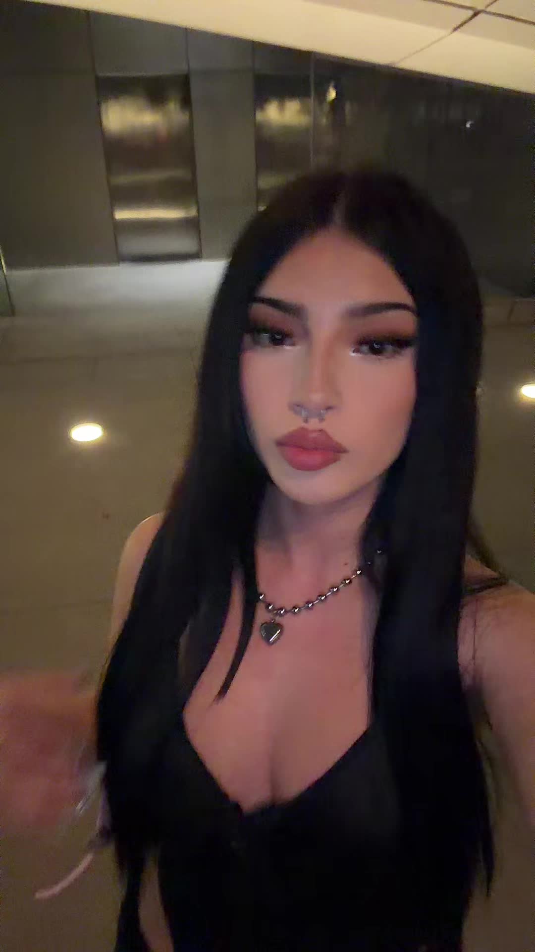 @itskiraswrld