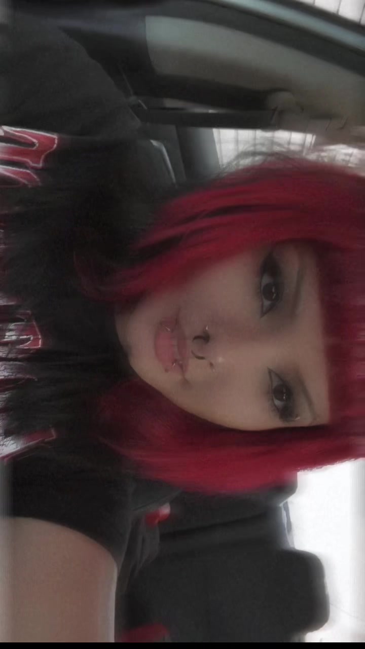 @that_goth_gremlin21