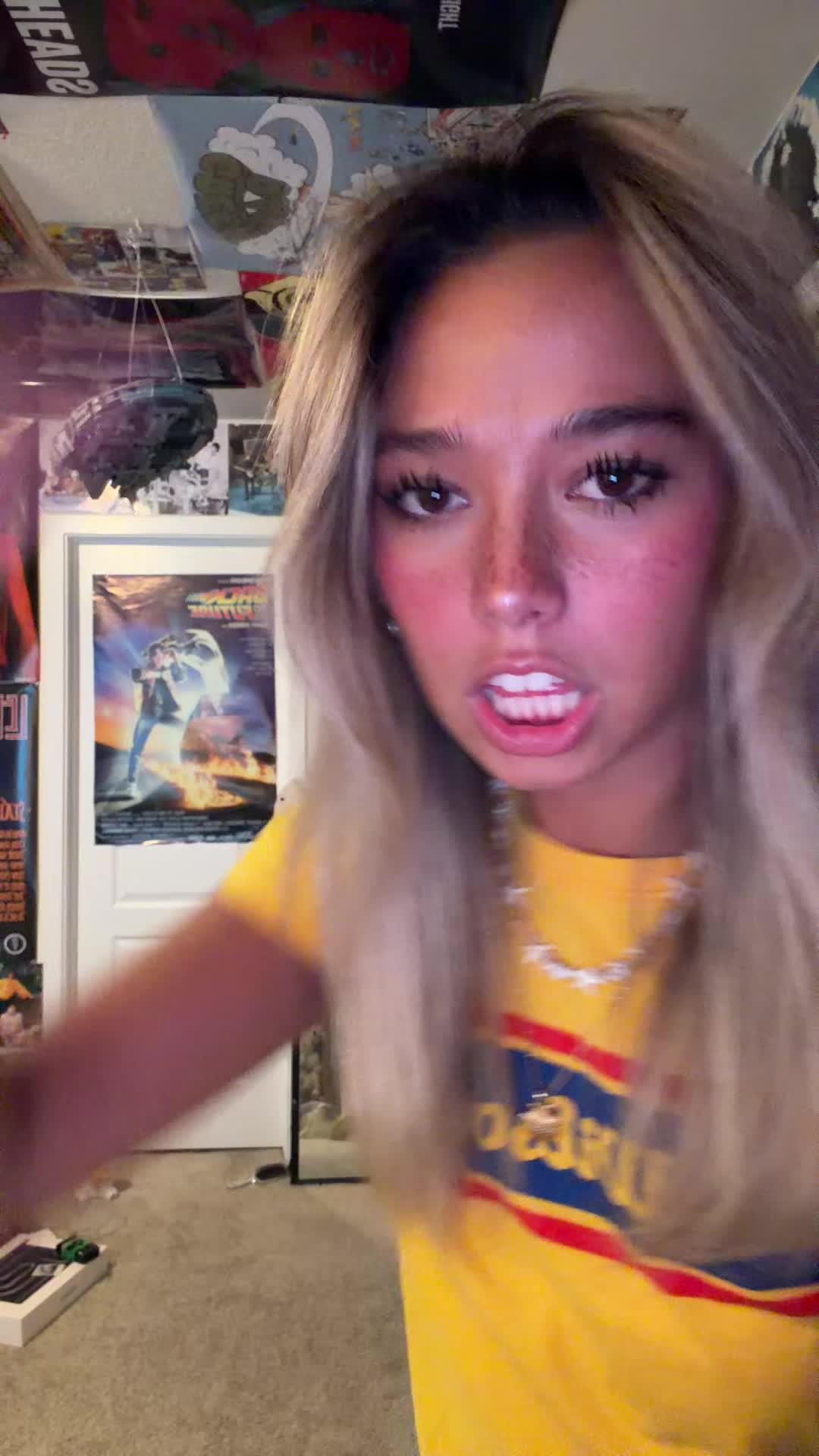 @Lily