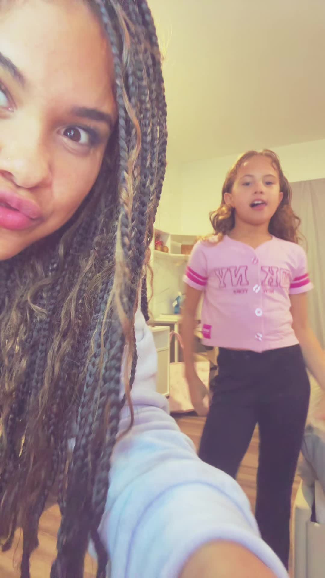 @💕miaaandbella💕