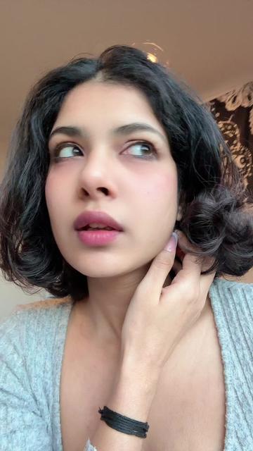 @KomalSethi